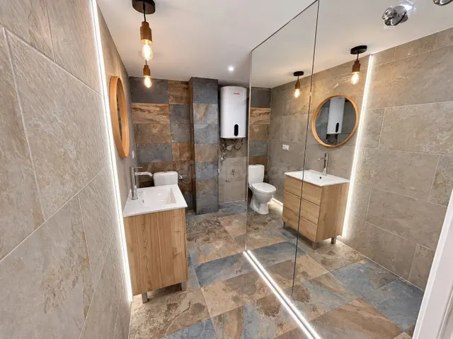 Apartamento 1 habitación 1m² en venta - Estacion de autobuses — 4
