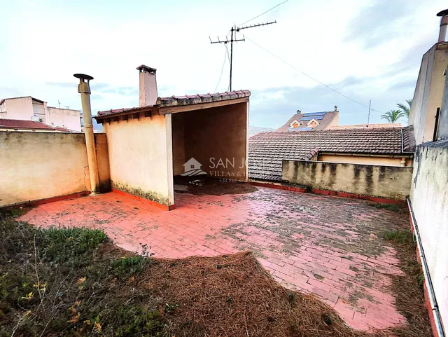 VENTA DE CASA EN LA ROMANA PARA REFORMAR — 4