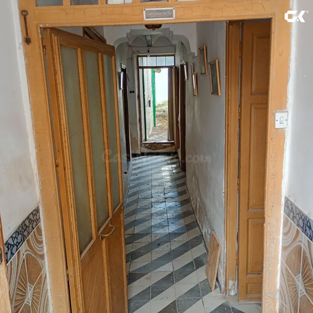 Casa con alma en Zarcilla de Ramos: arcos, vigas y un patio que espera — 2