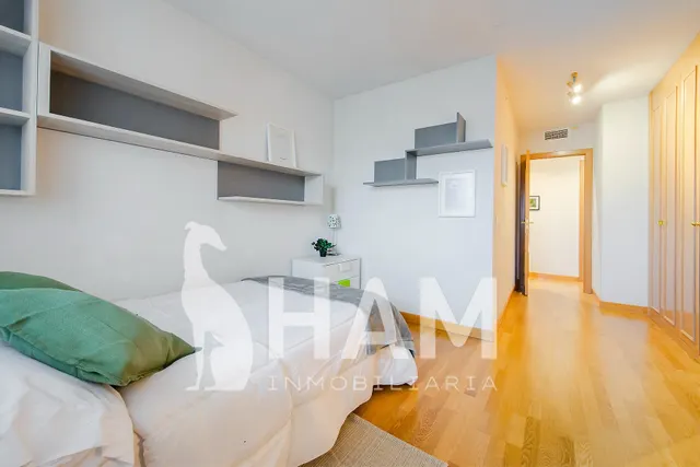 Habitación en C/ Clavel, 10 — 44