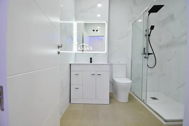 ZONA CENTRO– Planta baja Reformado a estrenar con 2 habitaciones y 2 baños. — 30