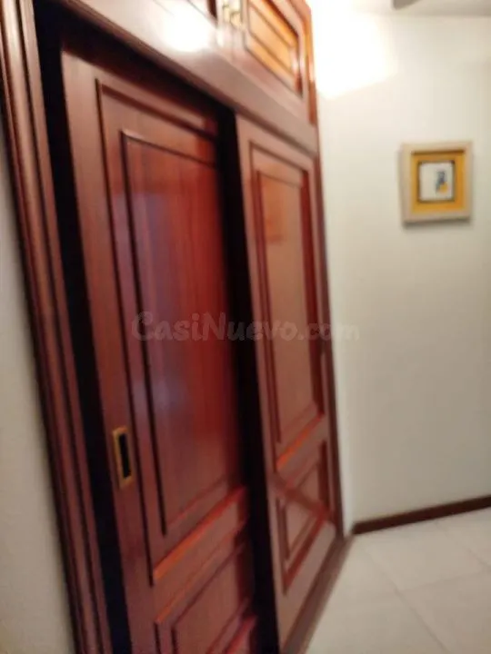 SE ALQUiLA APARTAMENTO EN SANXENXO CON DOS PLAZAS DE GARAJE - foto 2