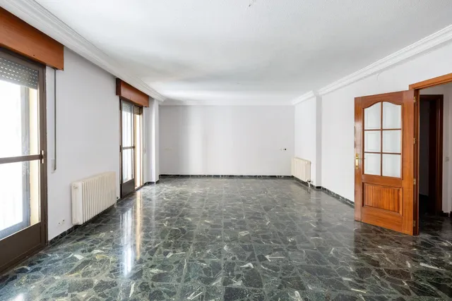 🏠 AMPLIO PISO EN EL CENTRO DE ALCALÁ LA REAL – 190 m2 CON TERRAZA Y OPCIÓN DE GARAJE — 15