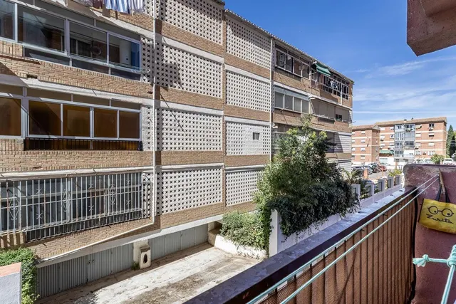 PISO EN CAMINO DE ALFACAR — 29