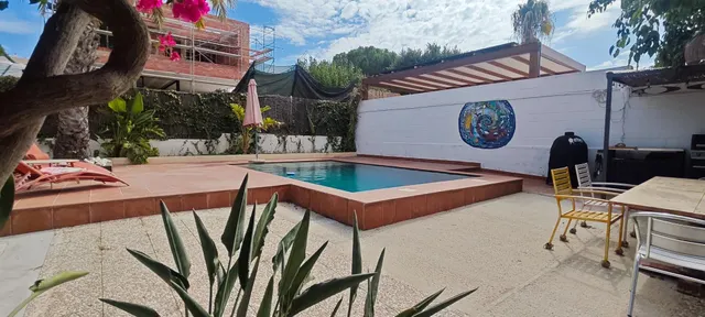 Magnífico Chalet Reformado con Piscina en Arenales del Sol - A solo 500m de la Playa ✨ — 43
