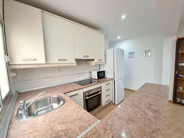 Se vende piso en el zapillo 3 habitaciones a 100 metros de la playa — 6