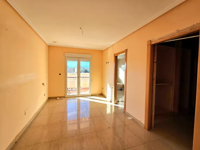 Apartamento en Torrevieja: 4 hab, 2 baños — 16