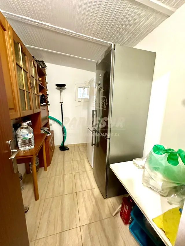 ZONA HIGUERON - Parcela de 1.100m con casita, piscina y tras - foto 5