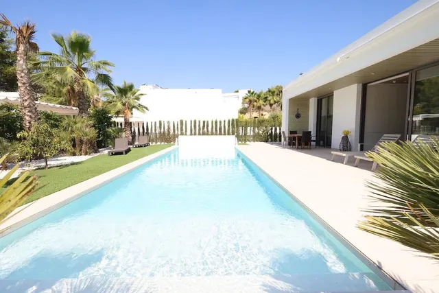 Villa de lujo moderna del 2021 en Las Colinas Golf - foto 4