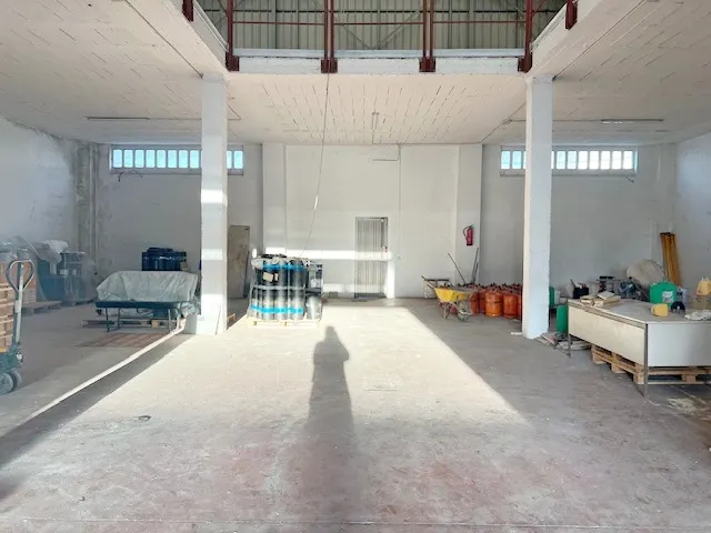 Nave industrial 3 habitaciones 731m² en venta - Bezana — 8
