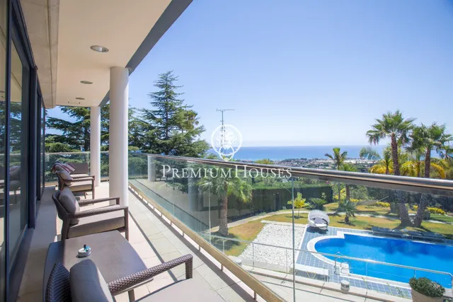 Exclusiva casa en venta con espectaculares vistas al mar y gran privacidad — 47