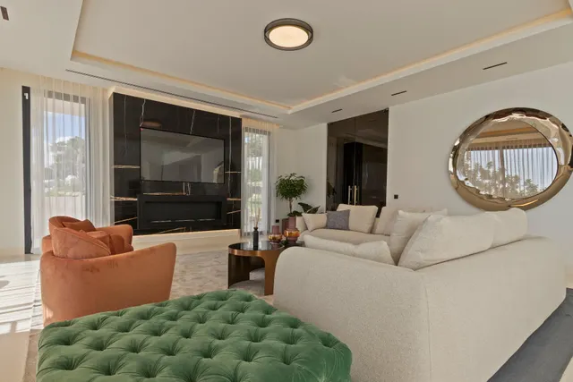 Moderna villa de lujo en la prestigiosa urbanización de Sierra Blanca, Marbella — 37