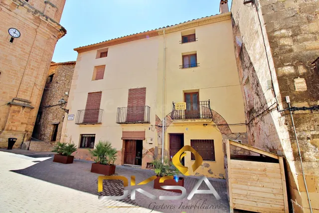 Casa con encanto en el Ayuntamiento de Cabanes