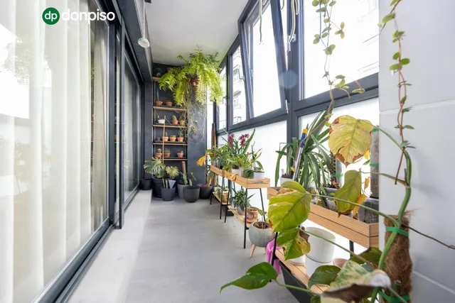 La vivienda perfecta para su familia. Edificio nuevo. Garaje. Excelente zona — 8