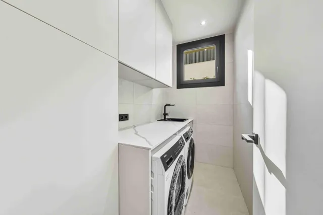 Villa 4 habitaciones 200m² en venta - Alberca — 49