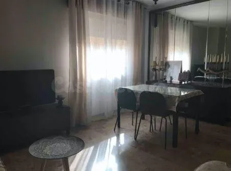 SE ALQUILA ESTUPENDO PISO EN EL PASEO DEL SALÓN - foto 2