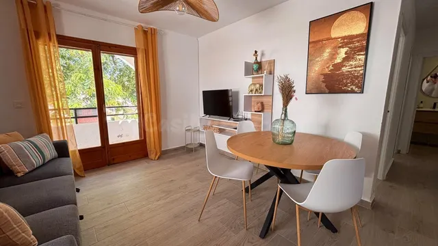 Apartamento de dos dormitorios, con garaje en el Alamillo - foto 3