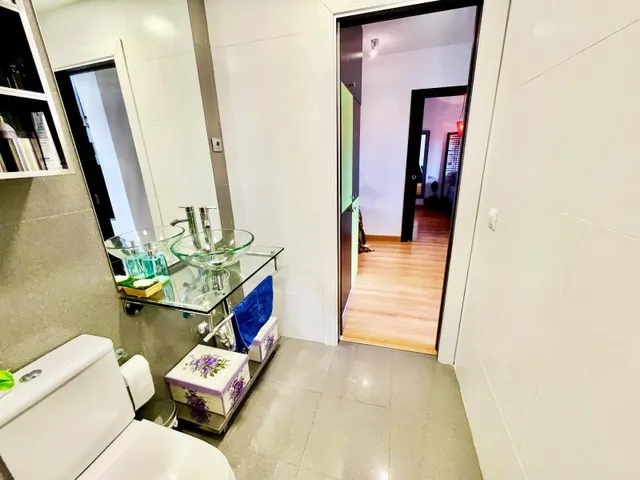 Casa de dos dormtorios con vistas al mar ya la montaña en Benalmádena, Costa del Sol — 22