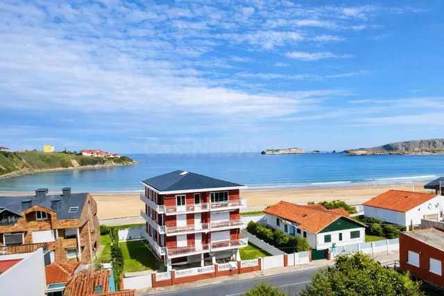 PISO EN PRIMERA LINEA DE PLAYA CON VISTAS AL MAR CANTÁBRICO