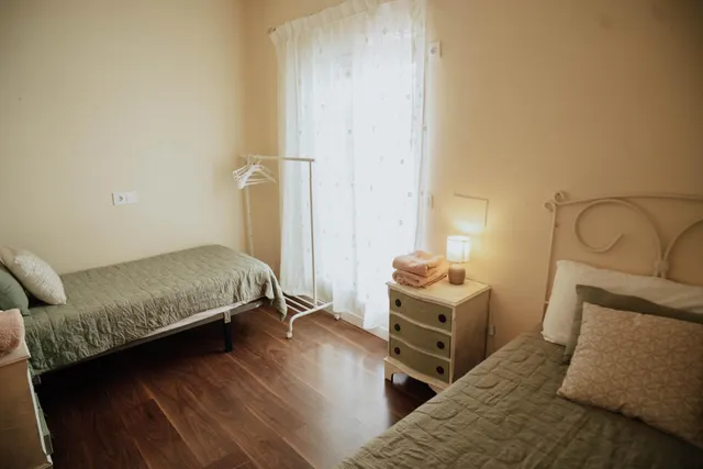 Amplio y luminoso chalet independiente con piscina, terrazas y apartamento con entrada propia — 17