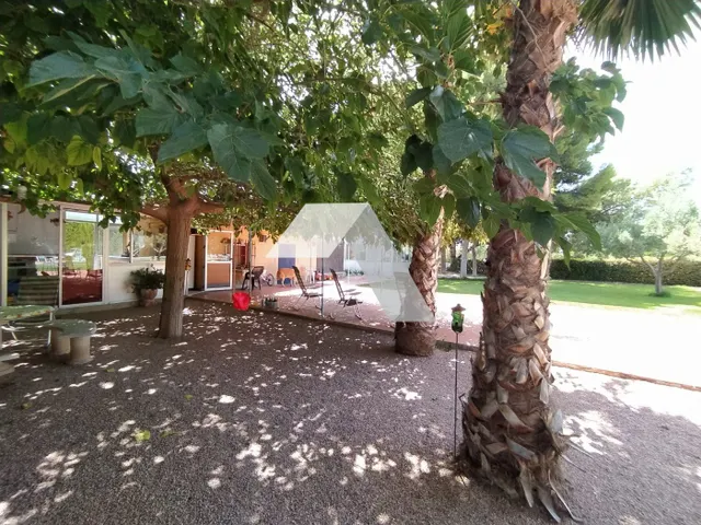 Chalet en venta — 26