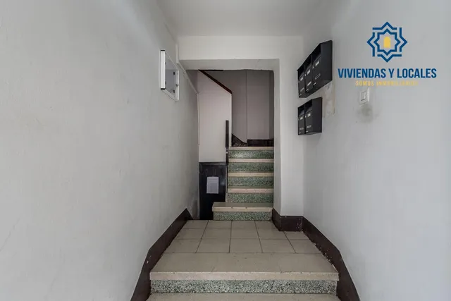 PISO JUNTO AVENIDA DE ANDALUCIA — 21