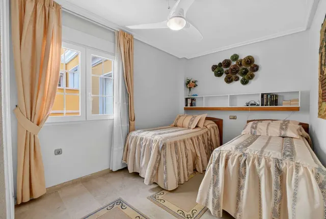Apartamento 2 habitaciones 76m² en venta - Cabo Roig — 28