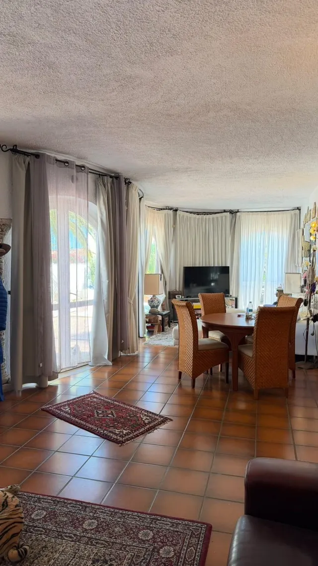Chalet independiente con gran jardín y piscina en Mont-roig del Camp — 9