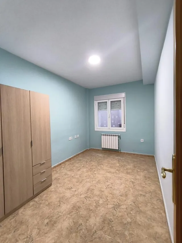 Amplia Planta Baja en el Corazón de Ocaña por €165,000 — 14