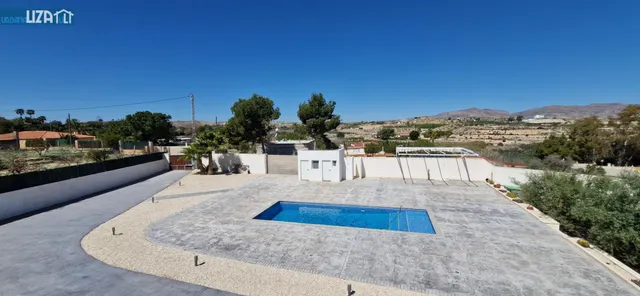 Encantadora Parcela Rústica con Piscina Privada y Chalet en Entorno Tranquilo — 28