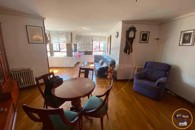 PISO EN VENTA EN PLENO CENTRO DE CUENCA — 9