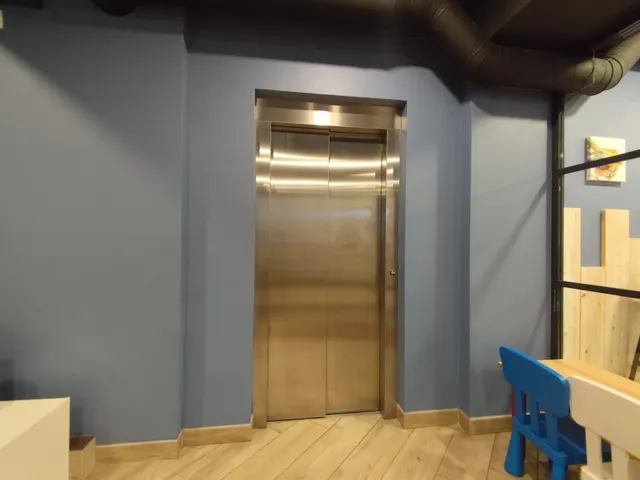 SE VENDE RESTAURANTE A PLENO RENDIMIENTO (CON INQUILINO SOLVENTE)  EN ZONA CENTRO EN OURENSE. — 11