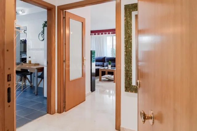 Planta baja de lujo con AMPLIA TERRAZA y JARDIN de 350m en P - foto 3