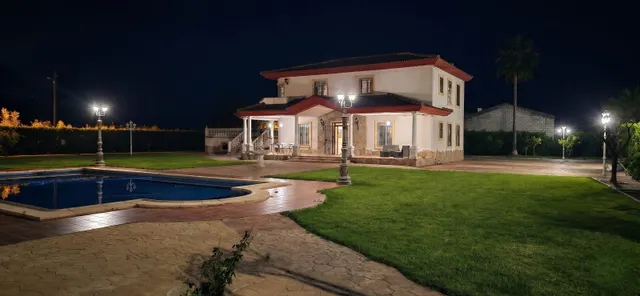 Vivienda de lujo totalmente equipada con ingresos demostrabl - foto 3