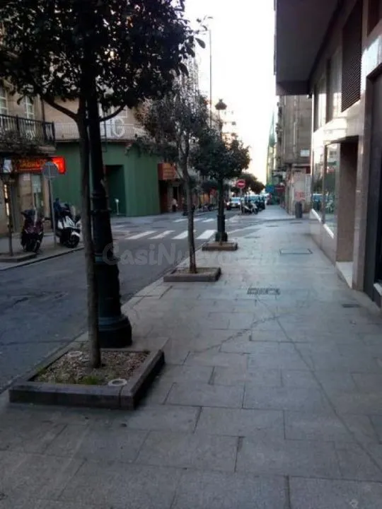 Local en pleno centro de vigo SOLO VALIDO PARA ALMACÉN - foto 5