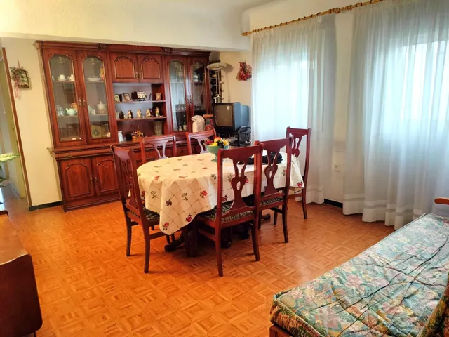 OCASION PISO PARA REFORMAR EN CONDES SOTO AMENO / SAN BLAS C - foto 2