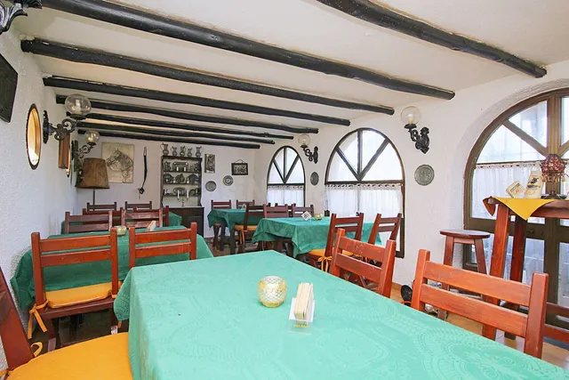 Bar 320m² en venta - Marbella — 4
