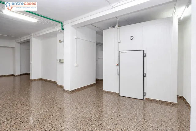 LOCAL/ALMACÉN DE ESQUINA – 80 m2 – DOBLE FACHADA – POSIBLE CAMBIO DE USO. PUERTO DE SAGUNTO. FOTOS — 14