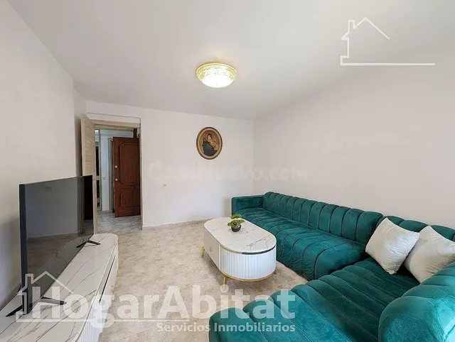 SEMIREFORMADO, BONITO Y EXTERIOR CON BALCÓN, TODO AMUEBLADO - foto 3