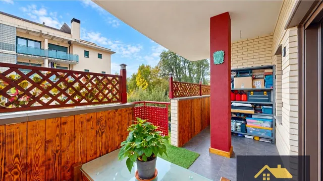 Se vende Bajo de 150m2 con jardín de 140m2 y 2 piscinas comunitarias en Sopuerta, Vizcaya — 35