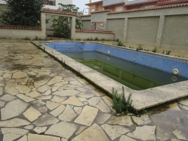 TERRENO URBANO  CON PISCINA A LA VENTA EN AGULLENT — 15