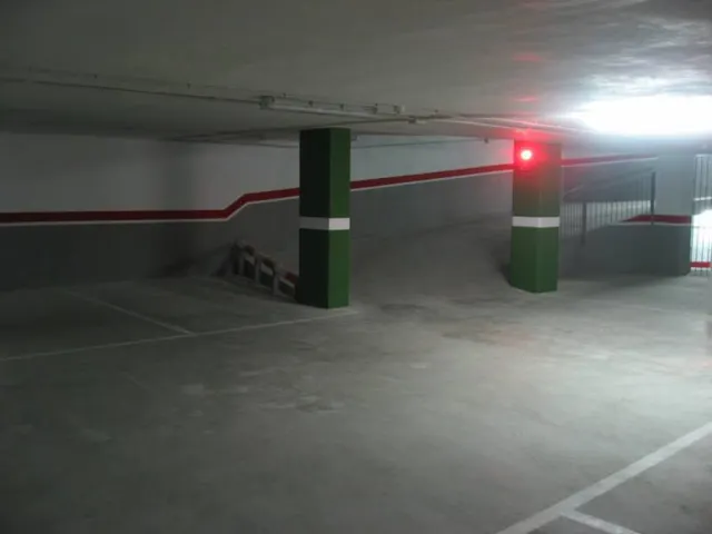 Piso de un dormitorio, amueblado, con plaza de garaje en la Ciudad de las Artes y las  Ciencias — 25