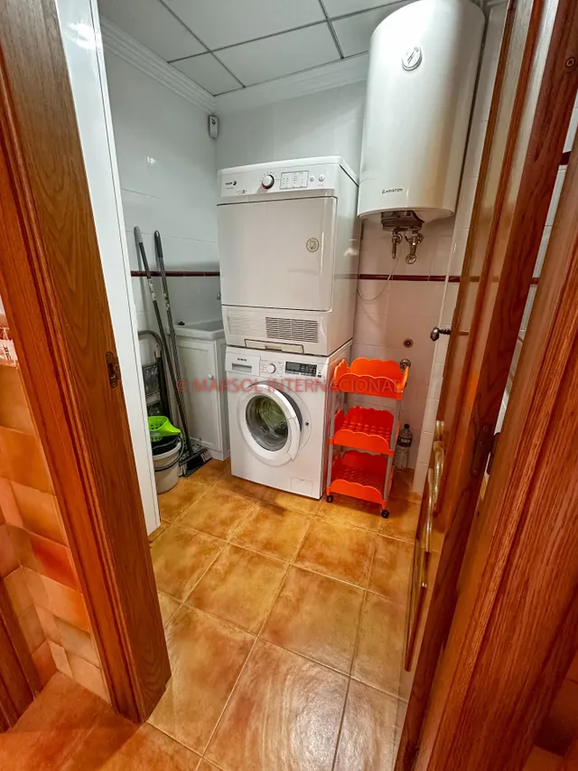 CASA DE NUEVA CONSTRUCCIÓN, AÑO 2011 EN ORIHUELA — 7