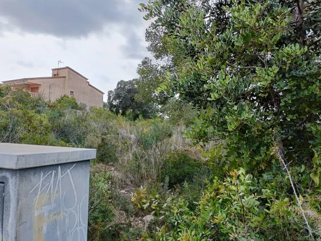 Terreno en urbanización Mas Astor — 7