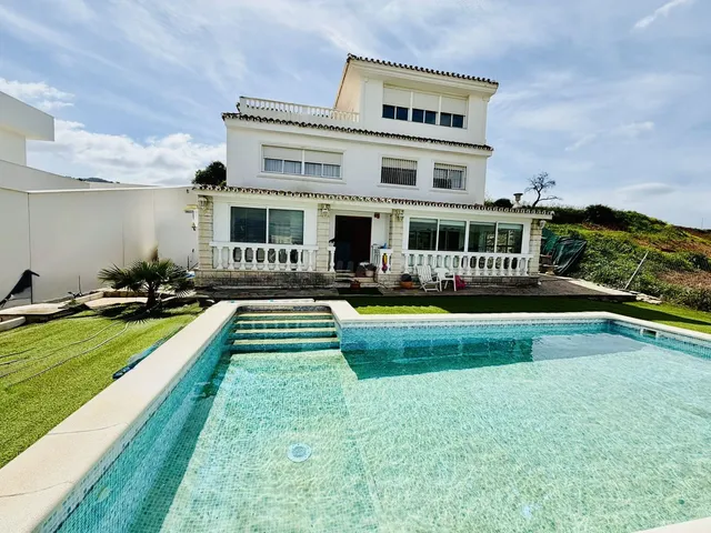 Chalet 6 habitaciones 420m² en venta - Centro — 2