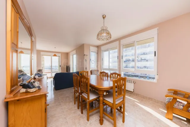 CASA EN VENTA EN L´AMPOLLA - foto 4