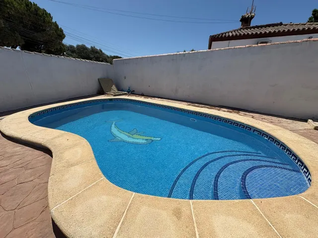 2 CHALETS EN LA ZONA DE EL FLORIN — 32