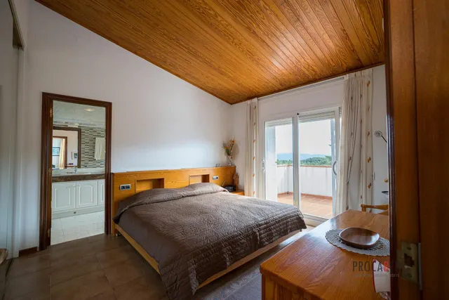 Casa con piscina — 30