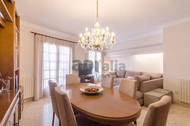 EDIFICIO EN VENTA EN EL CENTRO DE LLORET DE MAR, IDEAL PARA  - foto 3