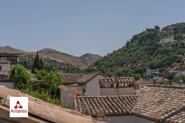 Espectacular casa con vistas directas a la Alhambra y Licencia Turística Activa en el Albaicín — 29